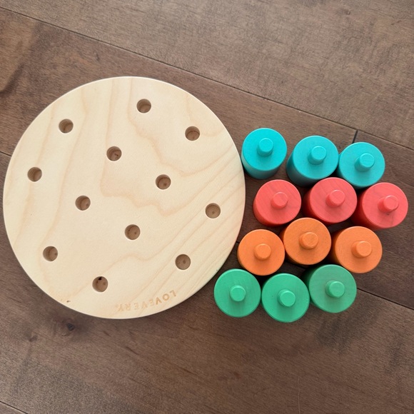 Lovevery The Adventurer Play Kit 16-18 Months - Picture 6 of 15